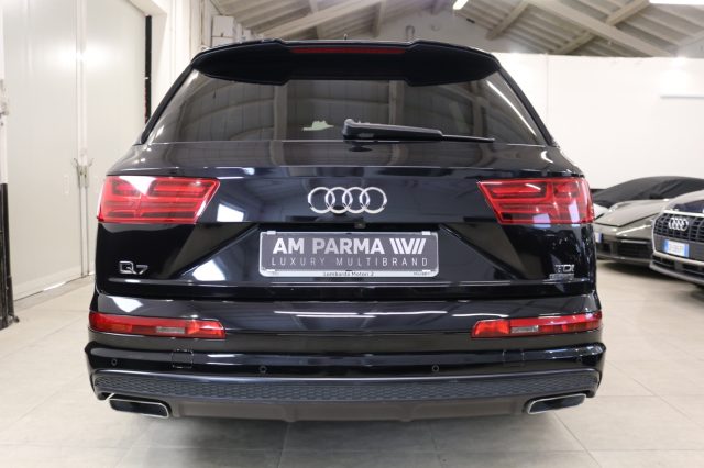 AUDI Q7 usata, con Autoradio