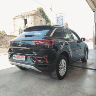 VOLKSWAGEN T-Roc usata, con Autoradio