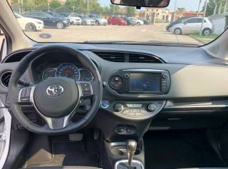 TOYOTA Yaris usata, con Volante in pelle