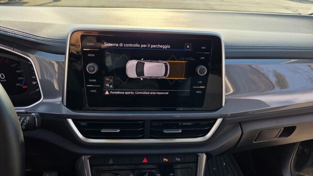 VOLKSWAGEN T-Roc usata, con Controllo elettronico della corsia