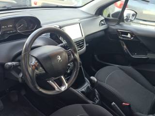 PEUGEOT 208 usata, con Boardcomputer