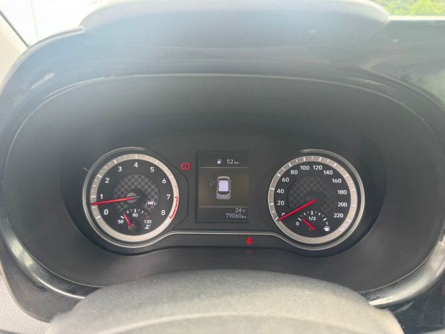 HYUNDAI i10 usata, con Bracciolo