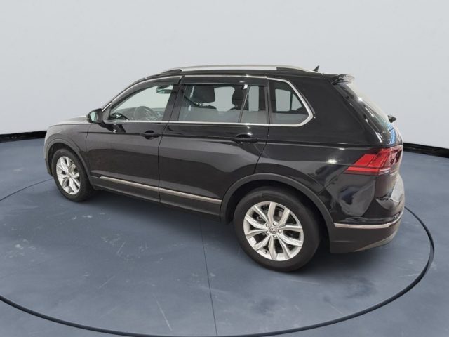 VOLKSWAGEN Tiguan usata, con Fendinebbia
