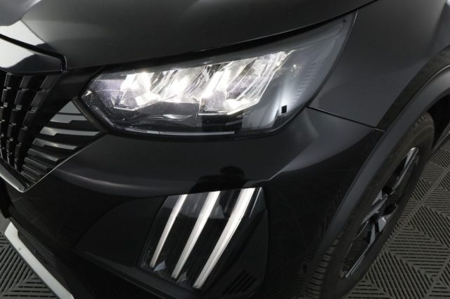 PEUGEOT 2008 usata 9