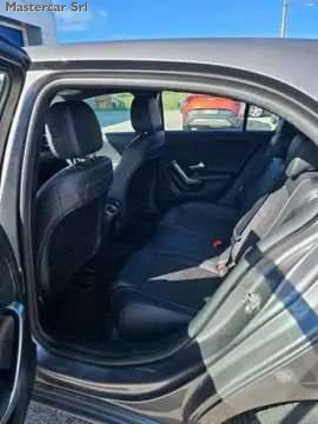 MERCEDES-BENZ A 180 usata, con Climatizzatore