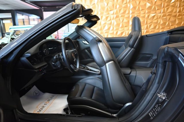 PORSCHE 992 usata 23