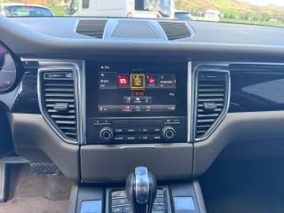 PORSCHE Macan usata, con Controllo automatico clima