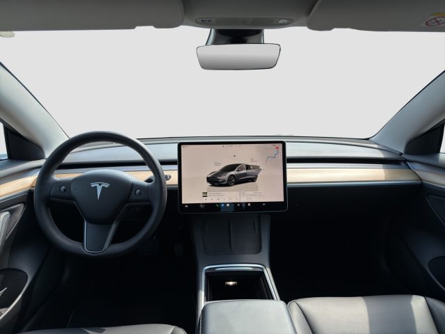 TESLA Model 3 usata 11