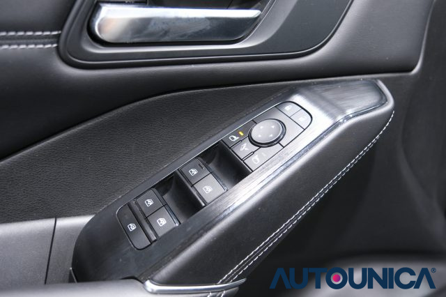 NISSAN Qashqai usata, con Luci diurne