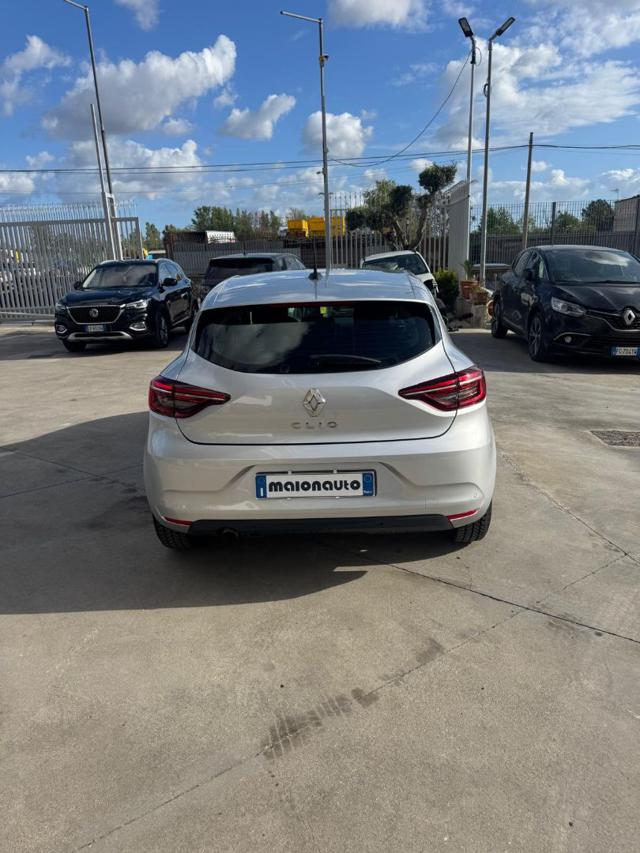 RENAULT Clio usata, con Alzacristalli elettrici