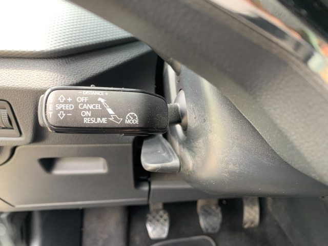 SKODA Kamiq usata, con Park Distance Control