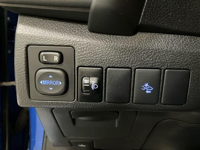 TOYOTA Auris usata 21