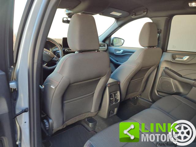 FORD Kuga usata, con Sistema di navigazione