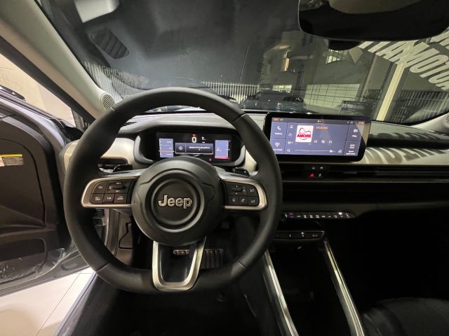 JEEP Avenger usata, con Volante in pelle