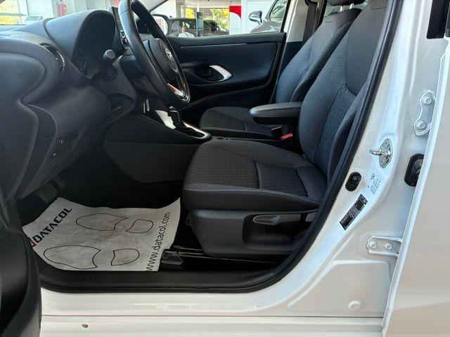 TOYOTA Yaris usata, con Boardcomputer