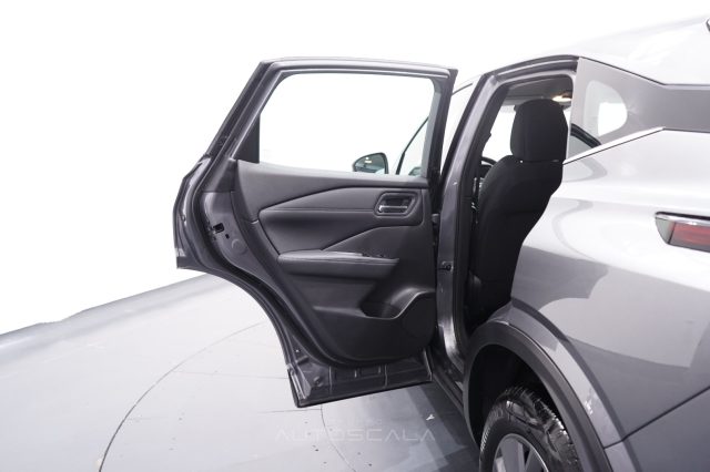 NISSAN Qashqai usata, con Sistema di navigazione