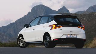 HYUNDAI i20 usata, con Autoradio