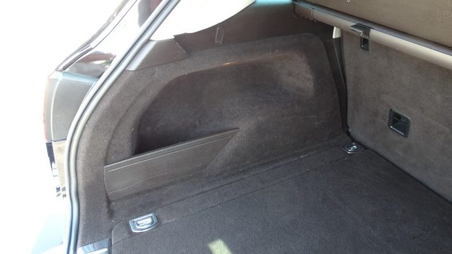 VOLKSWAGEN Touareg usata 126