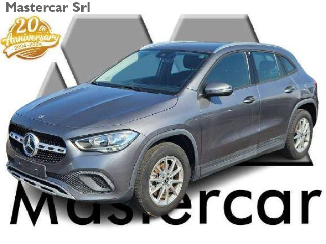 MERCEDES-BENZ GLA 200 usata 0