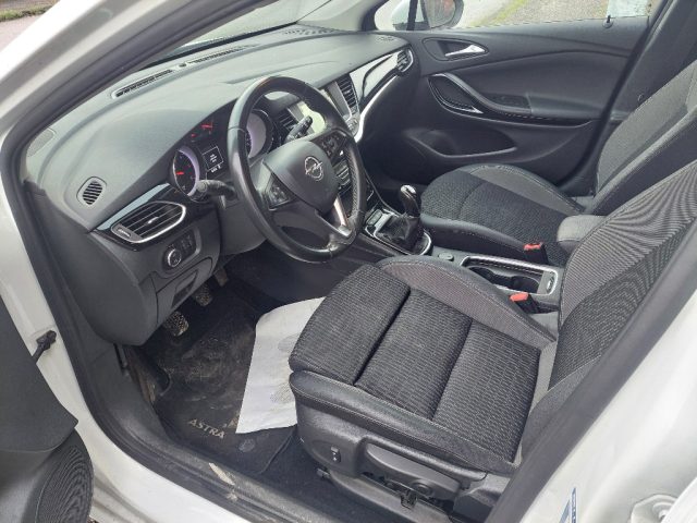 OPEL Astra usata, con Alzacristalli elettrici