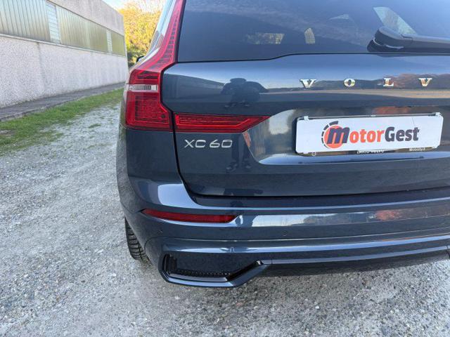 VOLVO XC60 usata, con Specchietti laterali elettrici