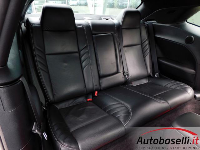 DODGE Charger usata, con USB