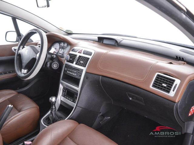 PEUGEOT 307 usata 11