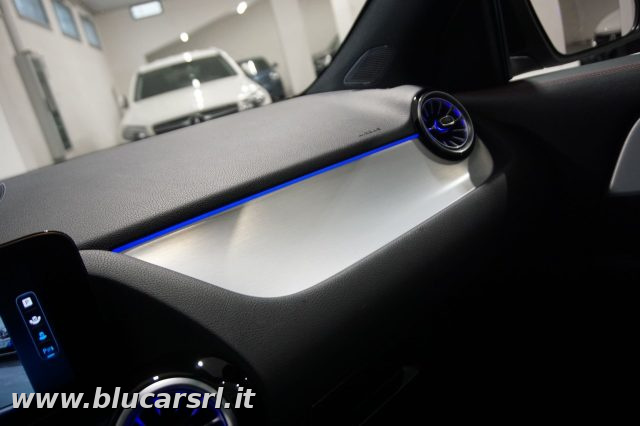 MERCEDES-BENZ GLA 200 usata 36