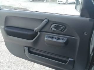 SUZUKI Jimny usata, con Sedile posteriore sdoppiato