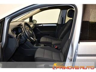 VOLKSWAGEN Touran usata, con Airbag