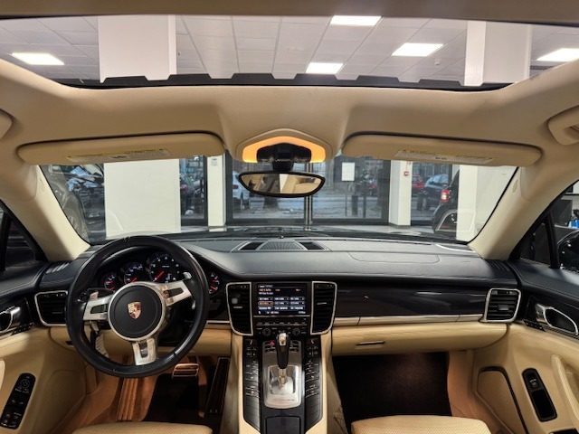 PORSCHE Panamera usata, con Cerchi in lega
