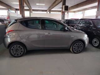 LANCIA Ypsilon usata, con Servosterzo