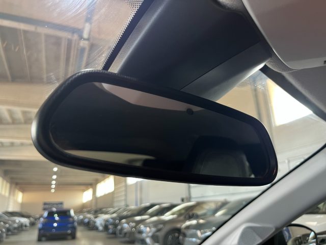 PEUGEOT 208 usata, con Luci diurne LED