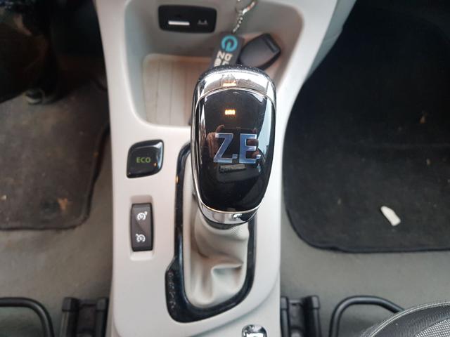 RENAULT ZOE usata, con Specchietti laterali elettrici