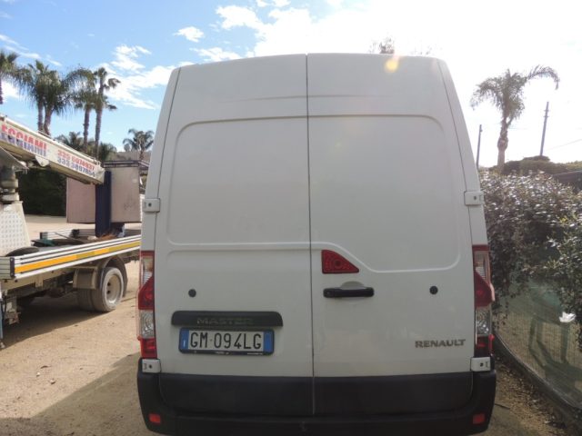 RENAULT Master usata, con Controllo trazione