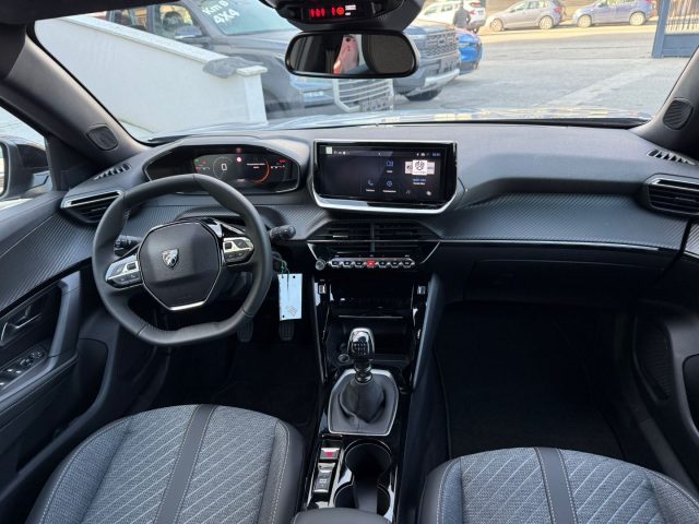 PEUGEOT 2008 usata, con Autoradio digitale