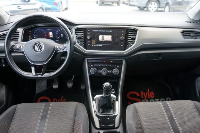 VOLKSWAGEN T-Roc usata, con Autoradio