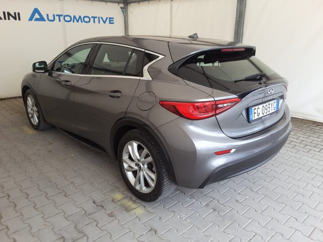 INFINITI Q30 usata, con ESP