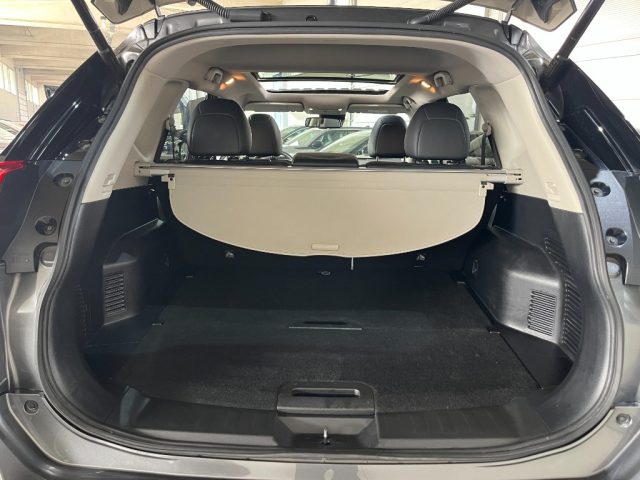 NISSAN X-Trail usata, con Sedili riscaldati