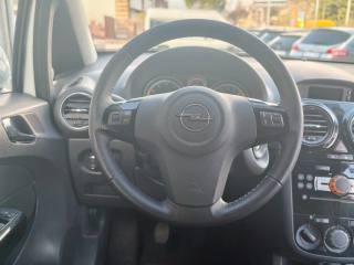 OPEL Corsa usata, con ESP