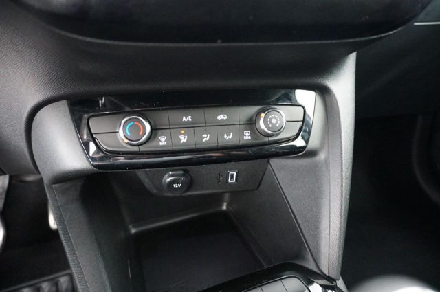 OPEL Corsa usata, con Servosterzo