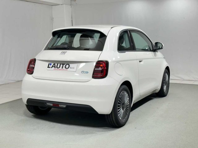 FIAT 500e usata, con Autoradio