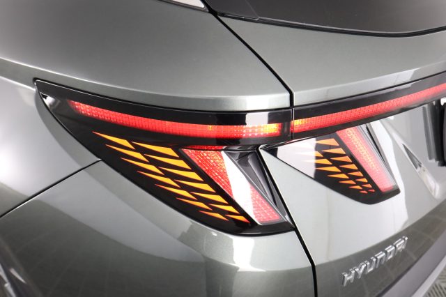 HYUNDAI Tucson usata 9