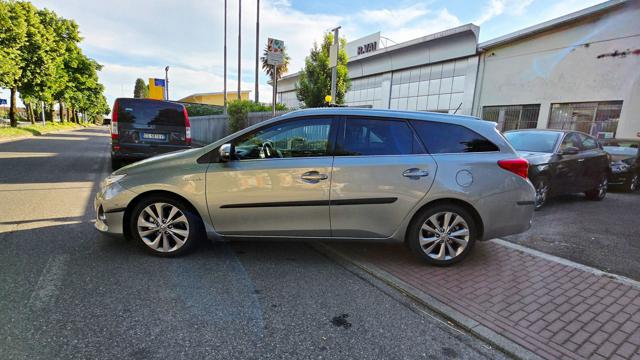 TOYOTA Auris Touring Sports usata, con Airbag Passeggero