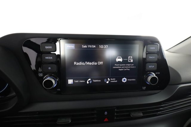 HYUNDAI i20 usata 8