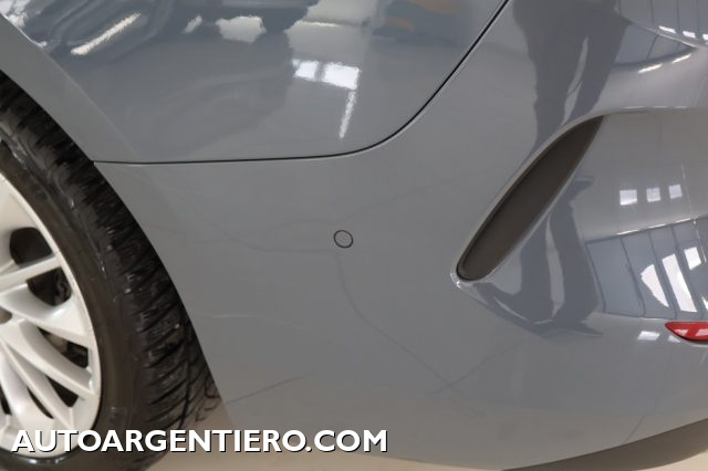 BMW 218 usata, con Sensori di parcheggio posteriori