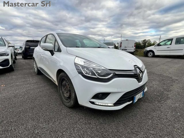 RENAULT Clio usata, con Autoradio