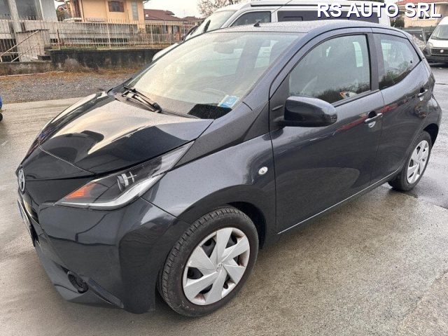 TOYOTA Aygo usata, con Airbag