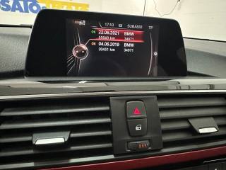 BMW 320 usata, con Fari Xenon