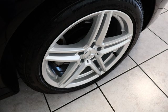 MERCEDES-BENZ CL 500 usata, con Sistema di navigazione